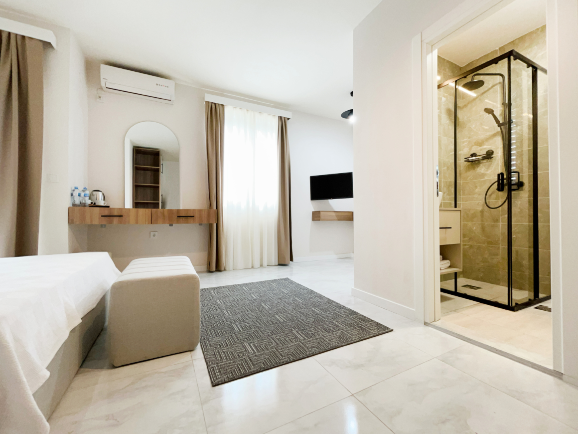 Twin beds room 2