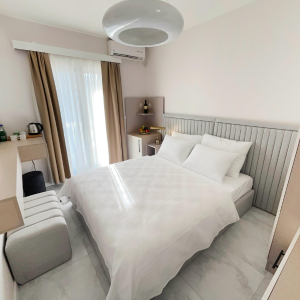 Room 4