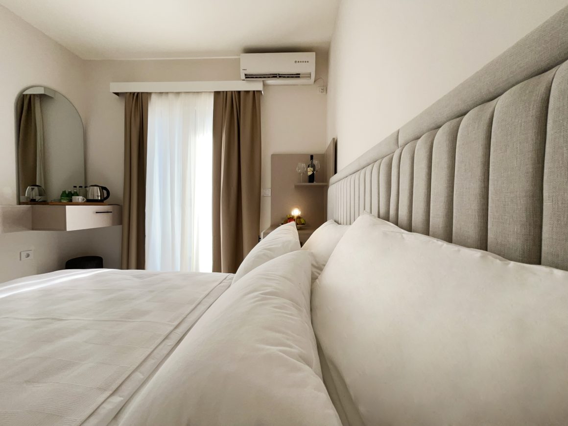 Twin beds room 2